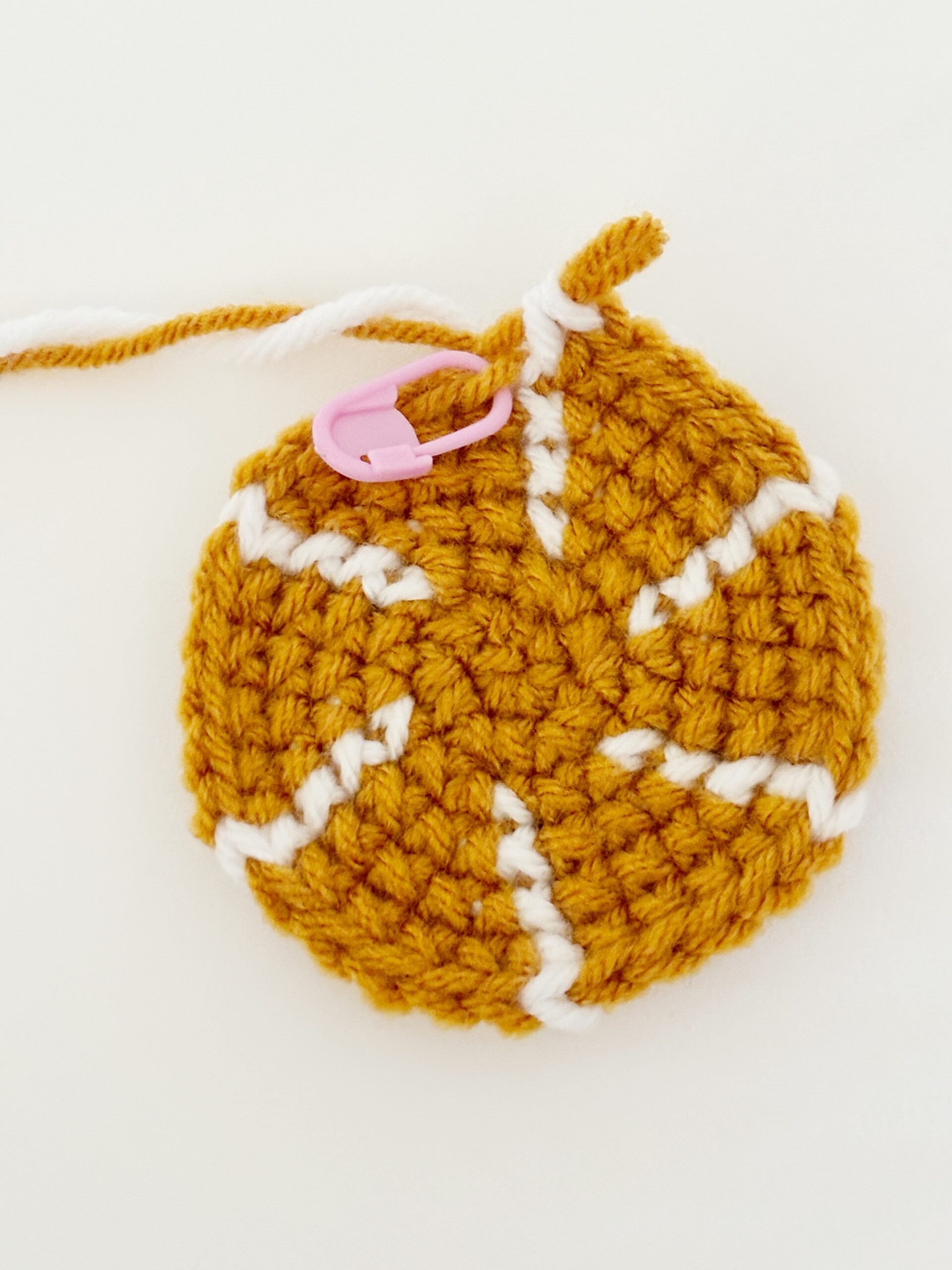 How to Crochet a Perfect Circle with Staggered Increases - Standard Increases